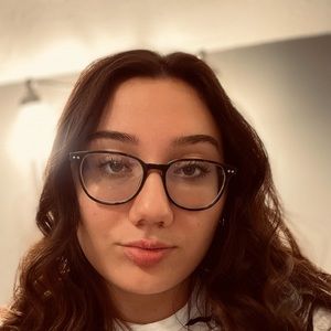 Meet your Posher, Faith